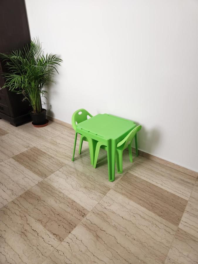 Chilling In Netanya Apartment Bagian luar foto