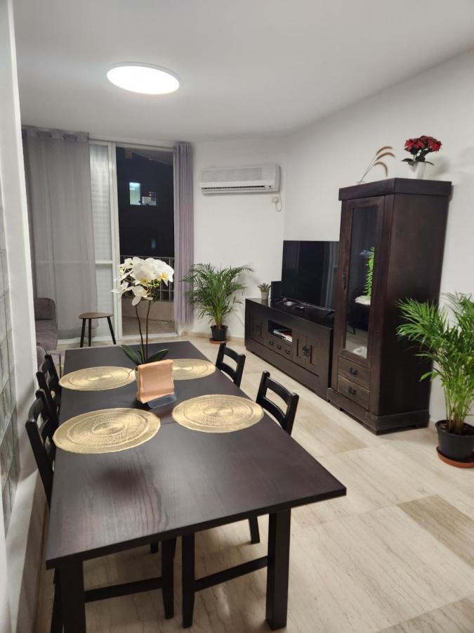 Chilling In Netanya Apartment Bagian luar foto